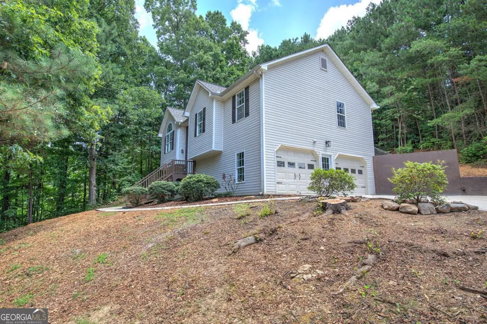 290 Whispering Waters DR Jasper, GA 30143