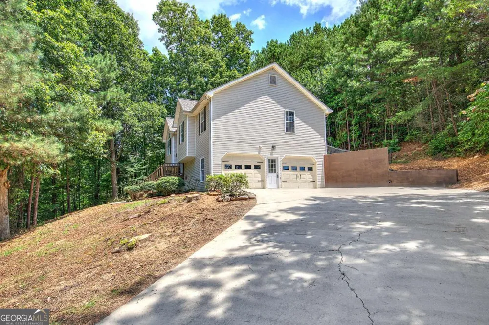 290 Whispering Waters DR Jasper, GA 30143