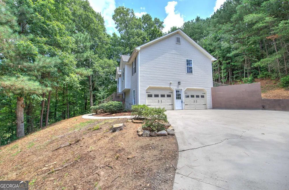 290 Whispering Waters DR Jasper, GA 30143