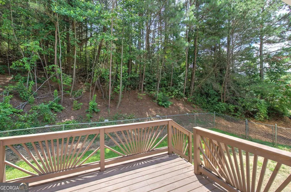290 Whispering Waters DR Jasper, GA 30143
