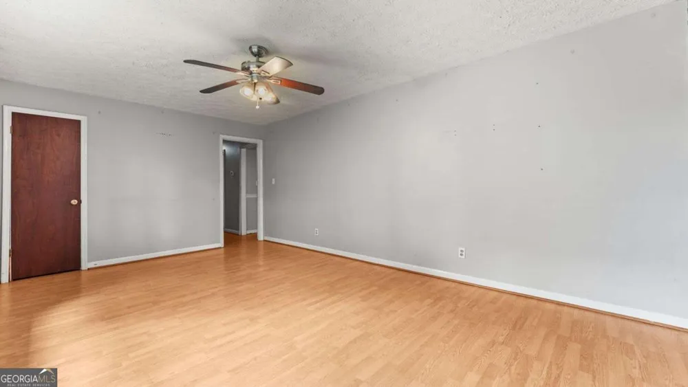 5 Ridgedale DR SE Silver Creek, GA 30173