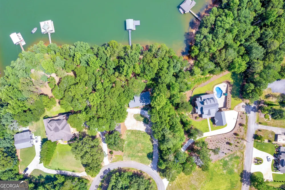 174 Rosewood CIR Hartwell, GA 30643