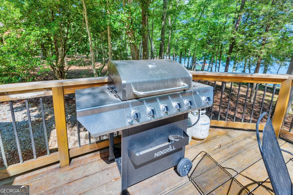 174 Rosewood CIR Hartwell, GA 30643