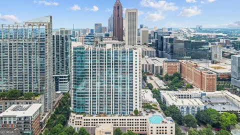860 Peachtree ST NE