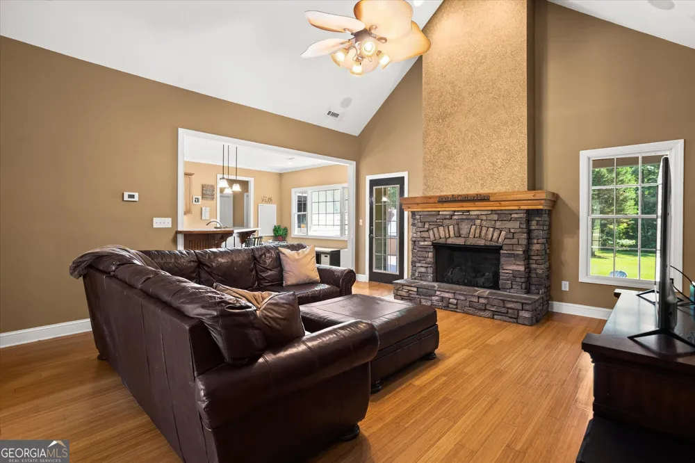 618 Deer RUN Williamson, GA 30292
