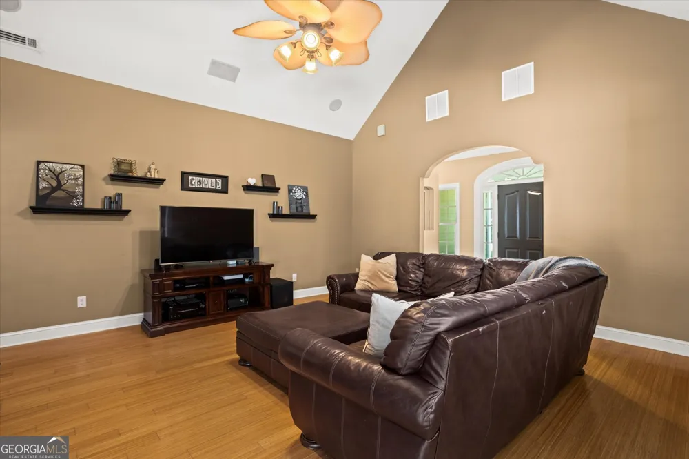 618 Deer RUN Williamson, GA 30292