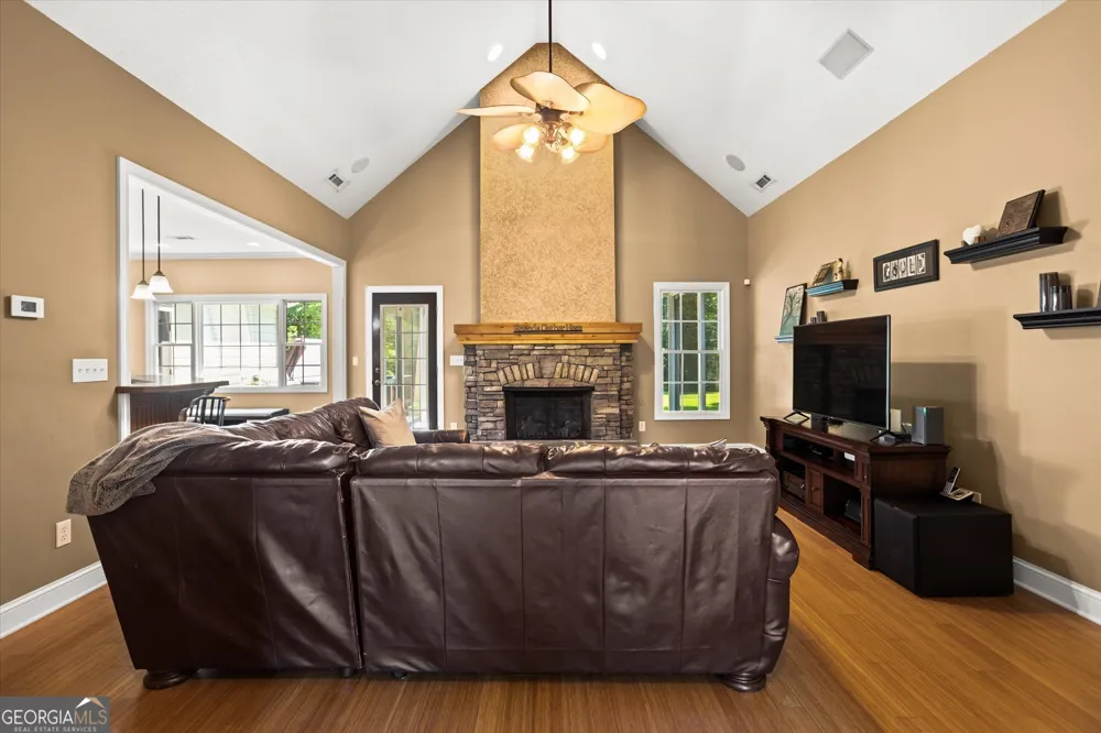 618 Deer RUN Williamson, GA 30292