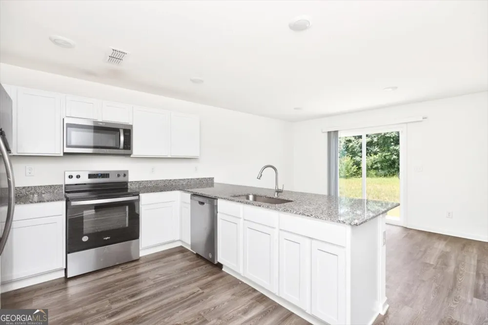 249 Isabella WAY Byron, GA 31008
