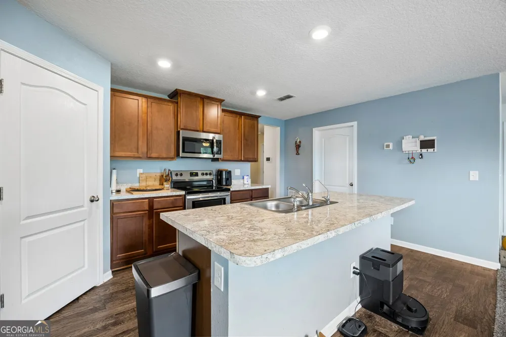 302 Cedar Breeze DR Kingsland, GA 31548