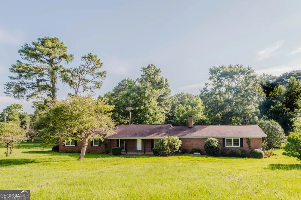 99 Lamar RD Vienna, GA 31092