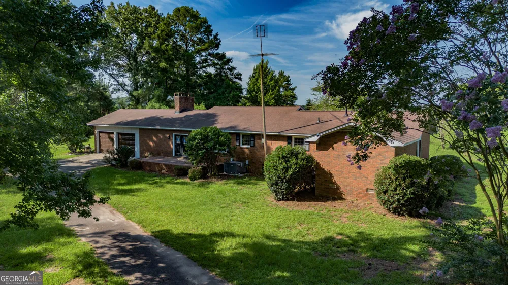 99 Lamar RD Vienna, GA 31092