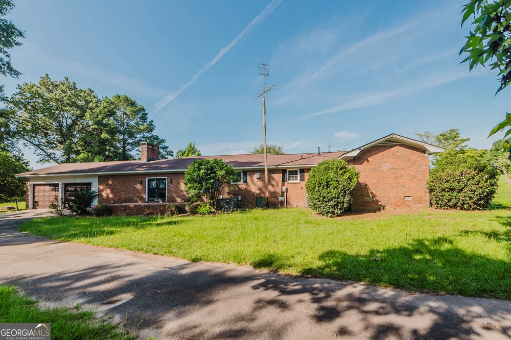 99 Lamar RD Vienna, GA 31092