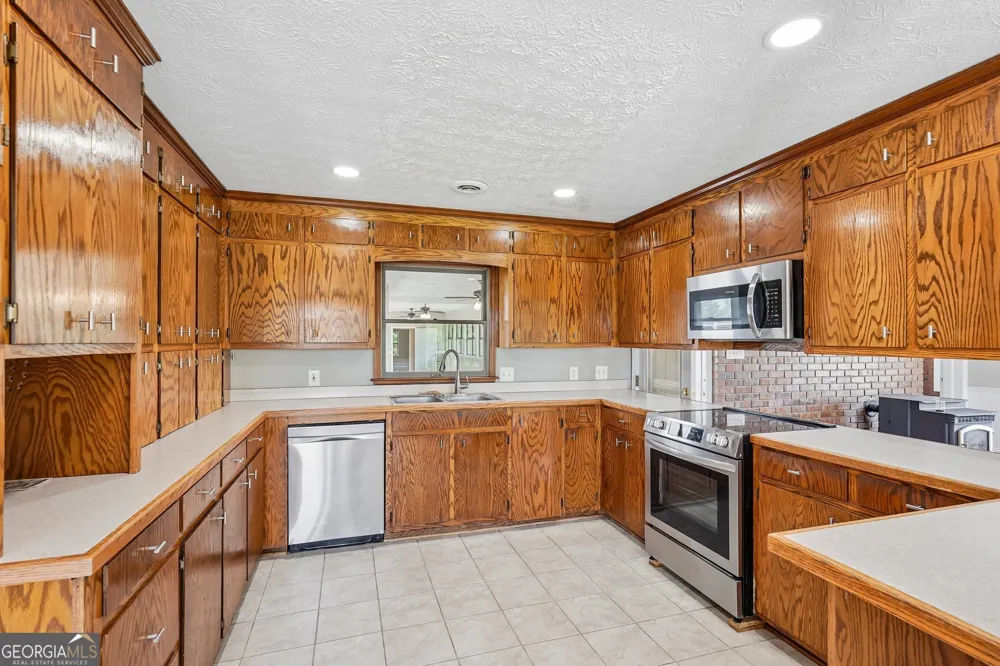 95 Irish Hill CT Concord, GA 30206