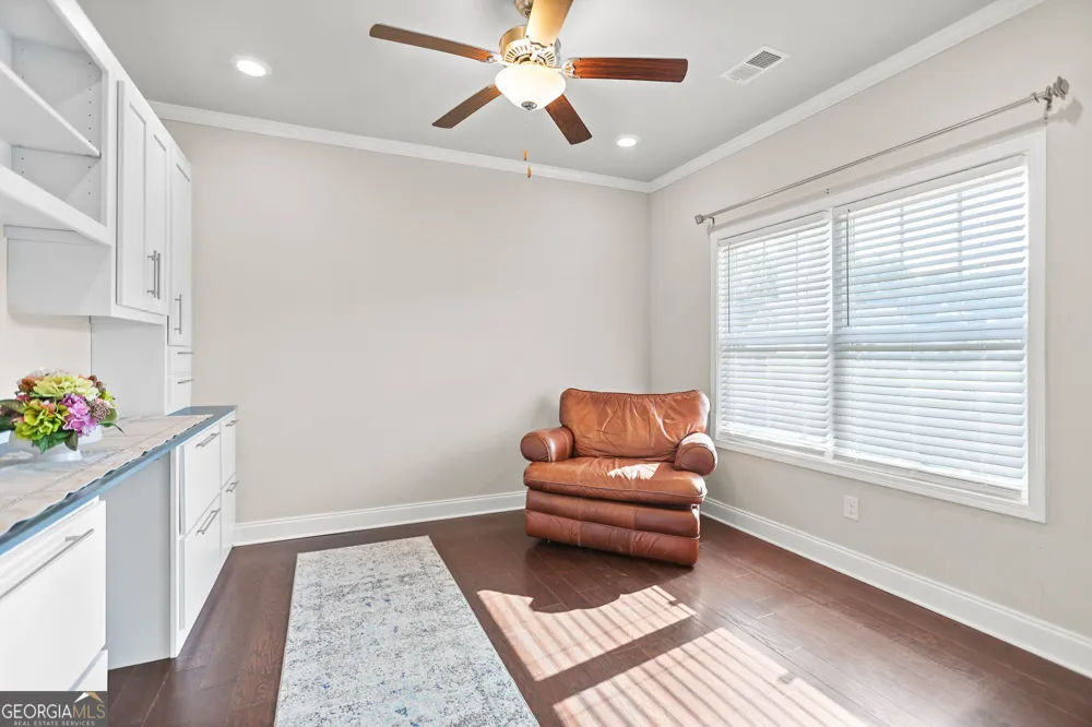 160 Maple Leaf RD Sharpsburg, GA 30277