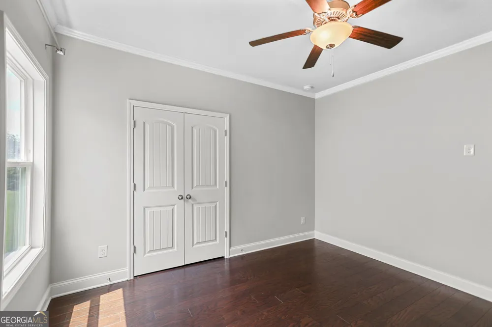 160 Maple Leaf RD Sharpsburg, GA 30277