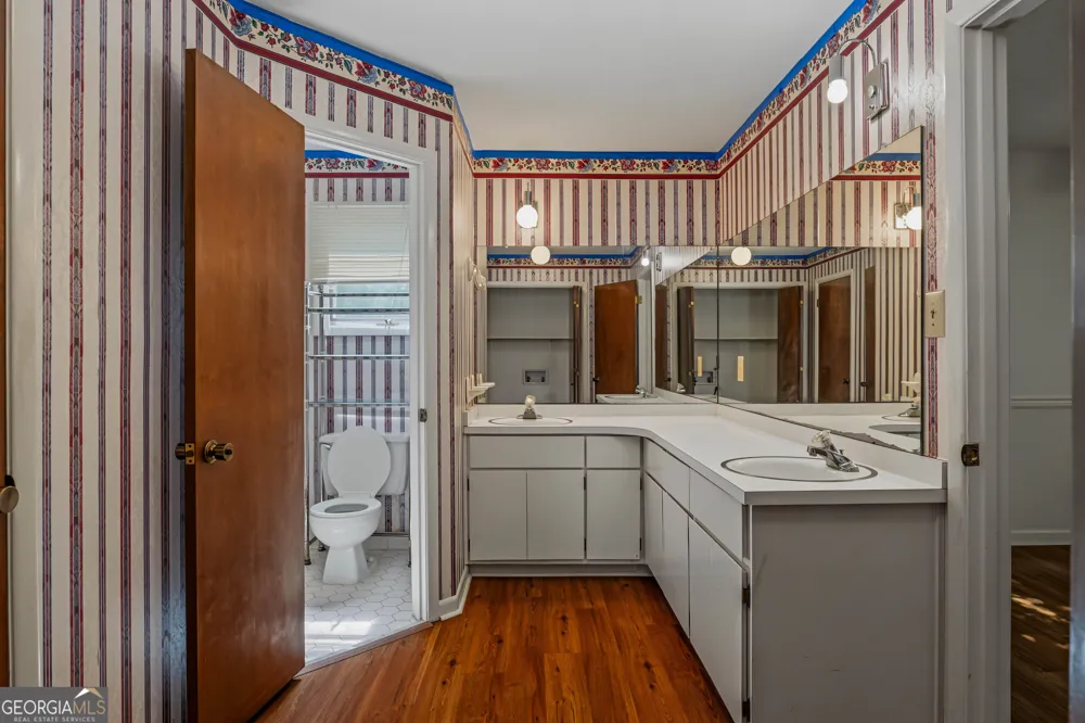 6998 Columbus RD Lizella, GA 31052