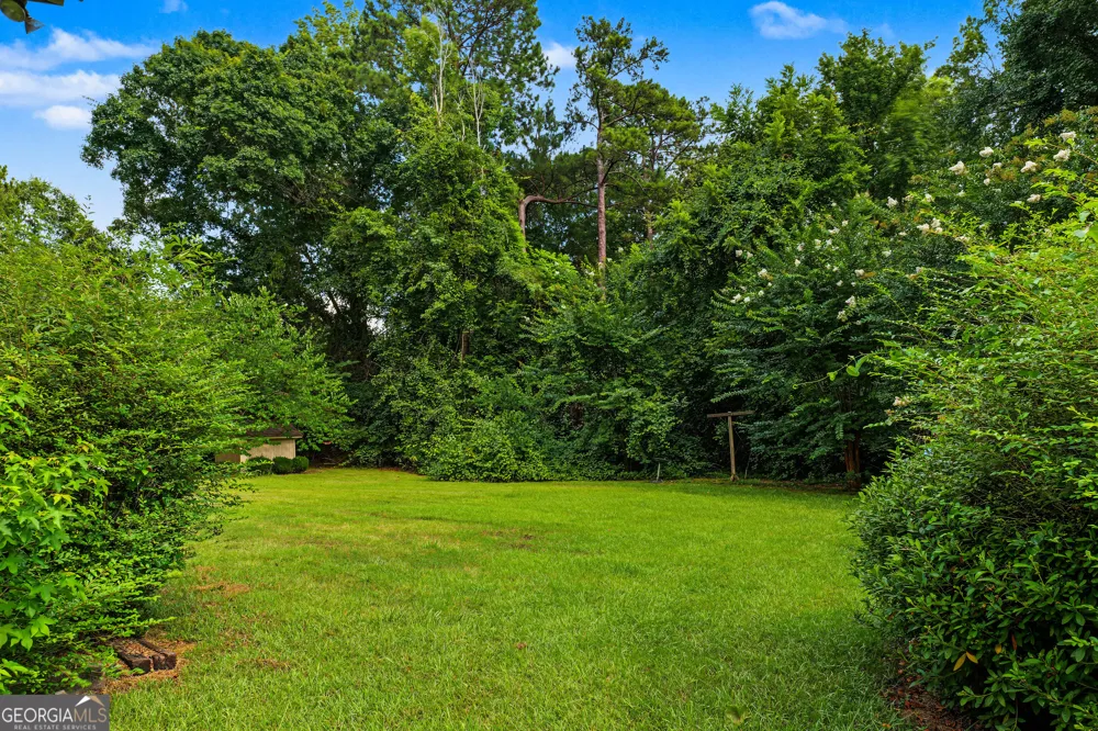 6998 Columbus RD Lizella, GA 31052