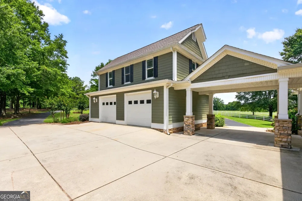244 Howell RD Zebulon, GA 30295