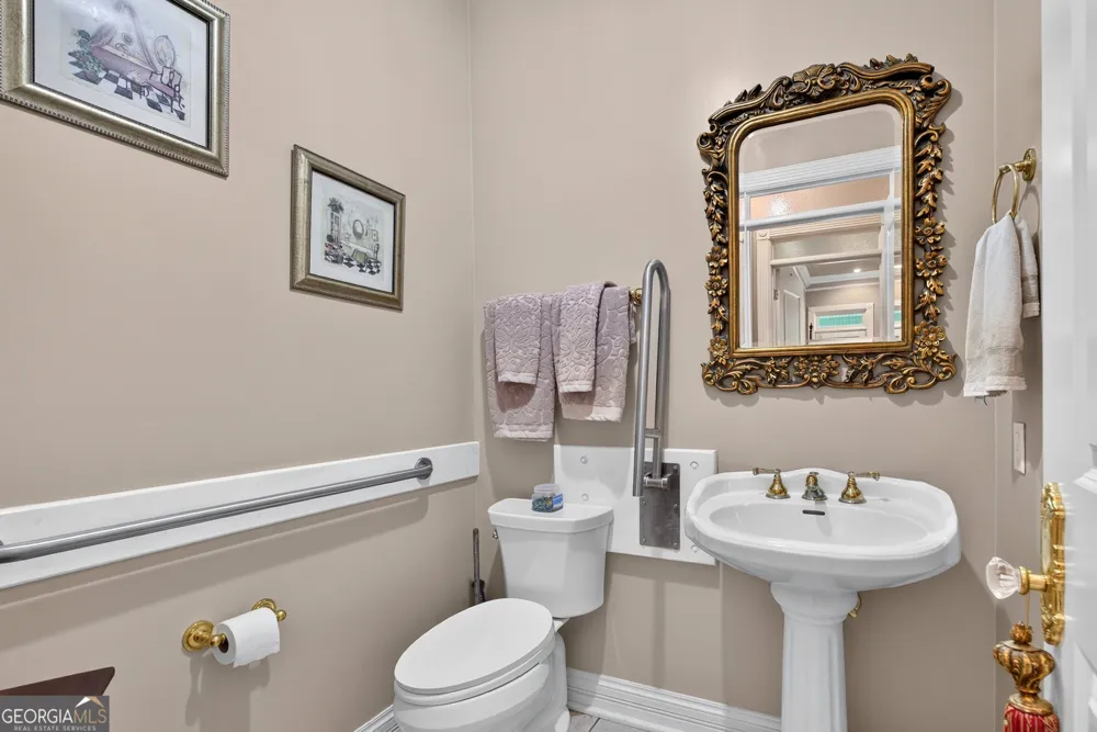244 Howell RD Zebulon, GA 30295