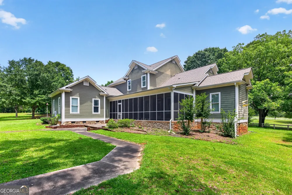 244 Howell RD Zebulon, GA 30295