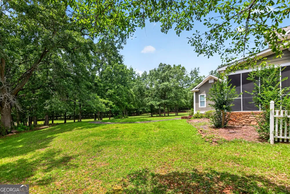 244 Howell RD Zebulon, GA 30295