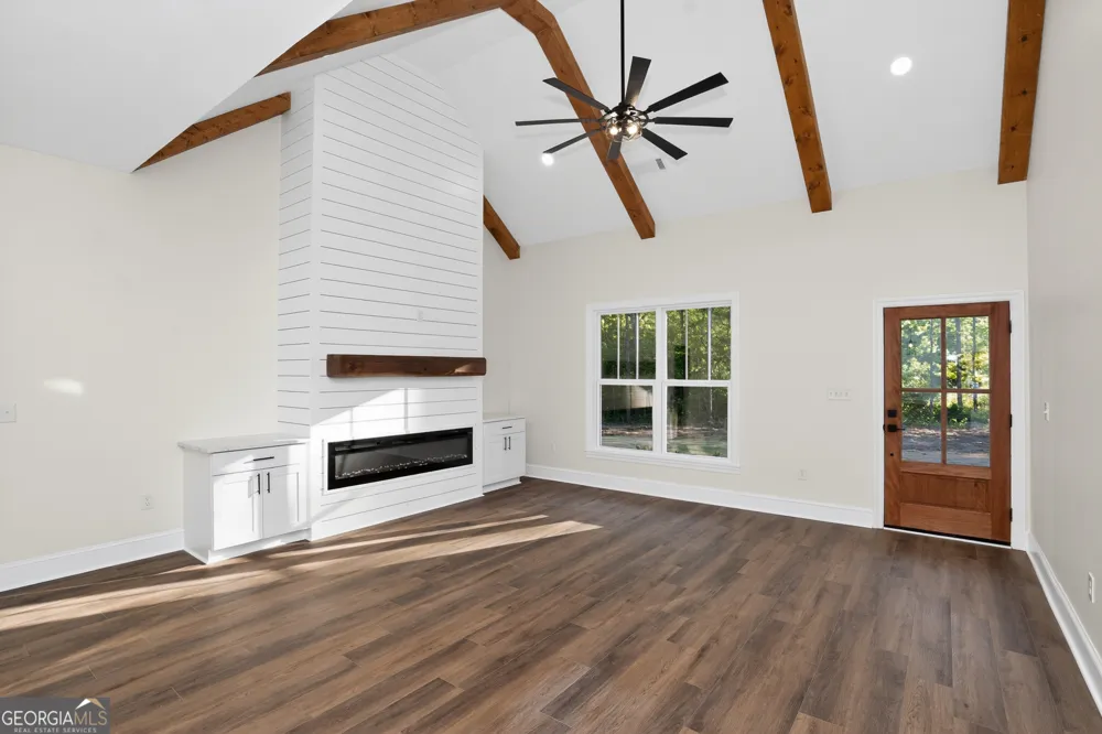 166 Midway RD Barnesville, GA 30204