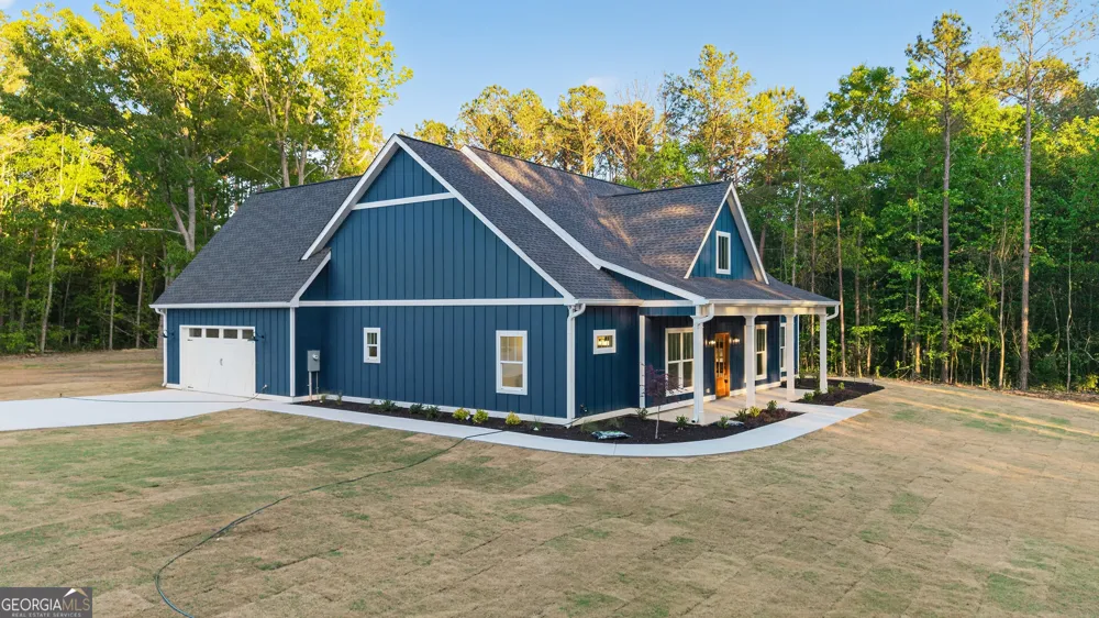 166 Midway RD Barnesville, GA 30204