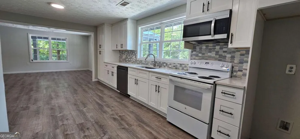 4316 Tanners Mill RD Braselton, GA 30517