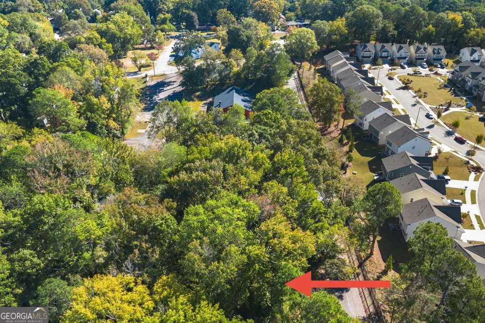 3276 Rufus Henderson DR Scottdale, GA 30079
