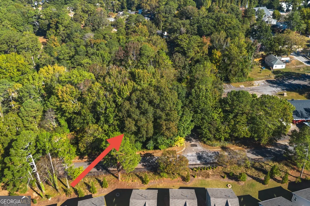 3276 Rufus Henderson DR Scottdale, GA 30079
