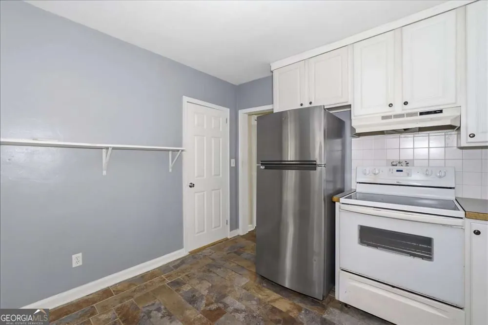 2597 Elsinore ST East Point, GA 30344
