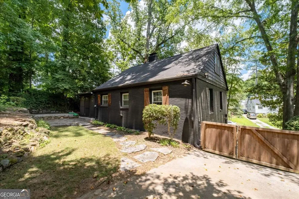 2597 Elsinore ST East Point, GA 30344