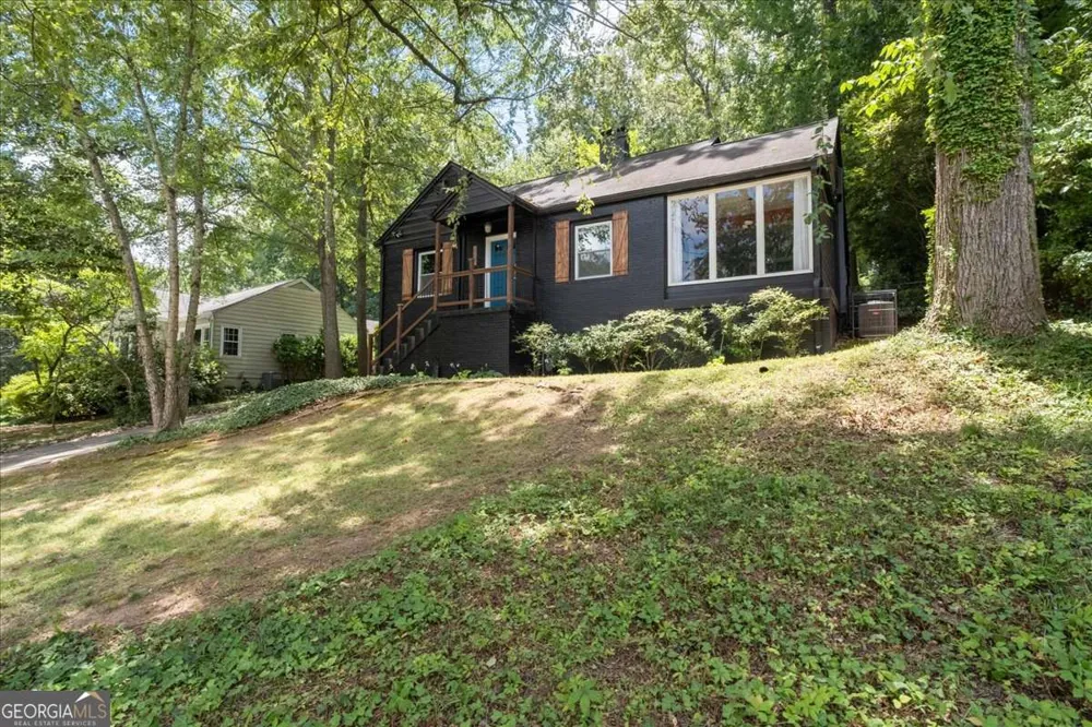 2597 Elsinore ST East Point, GA 30344