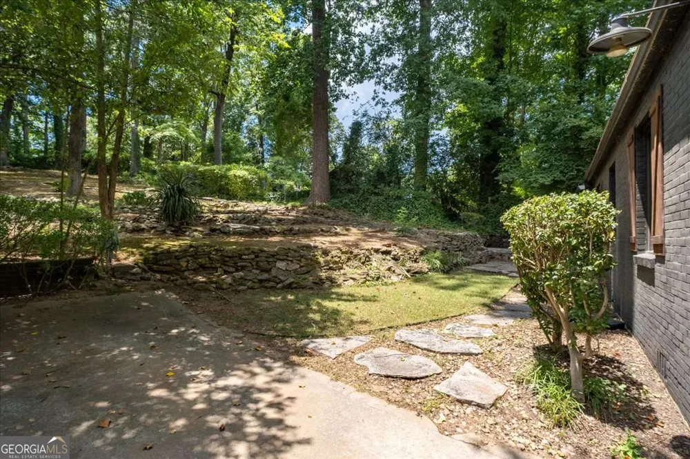 2597 Elsinore ST East Point, GA 30344