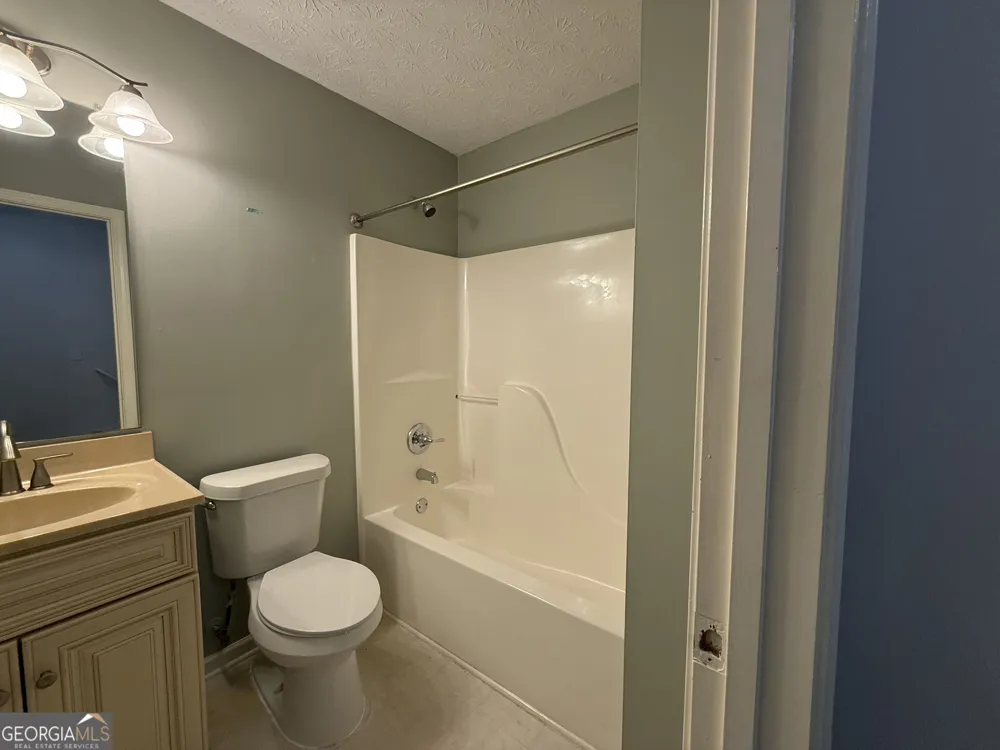 1704 Camden Forrest TRL Riverdale, GA 30296