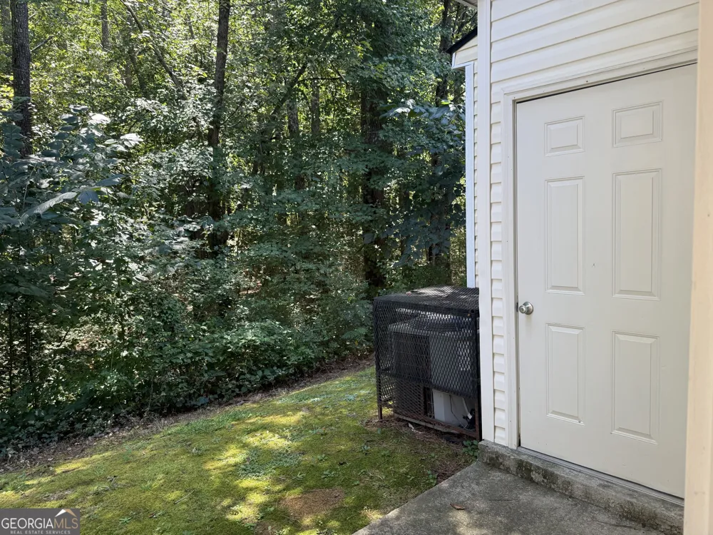 1704 Camden Forrest TRL Riverdale, GA 30296