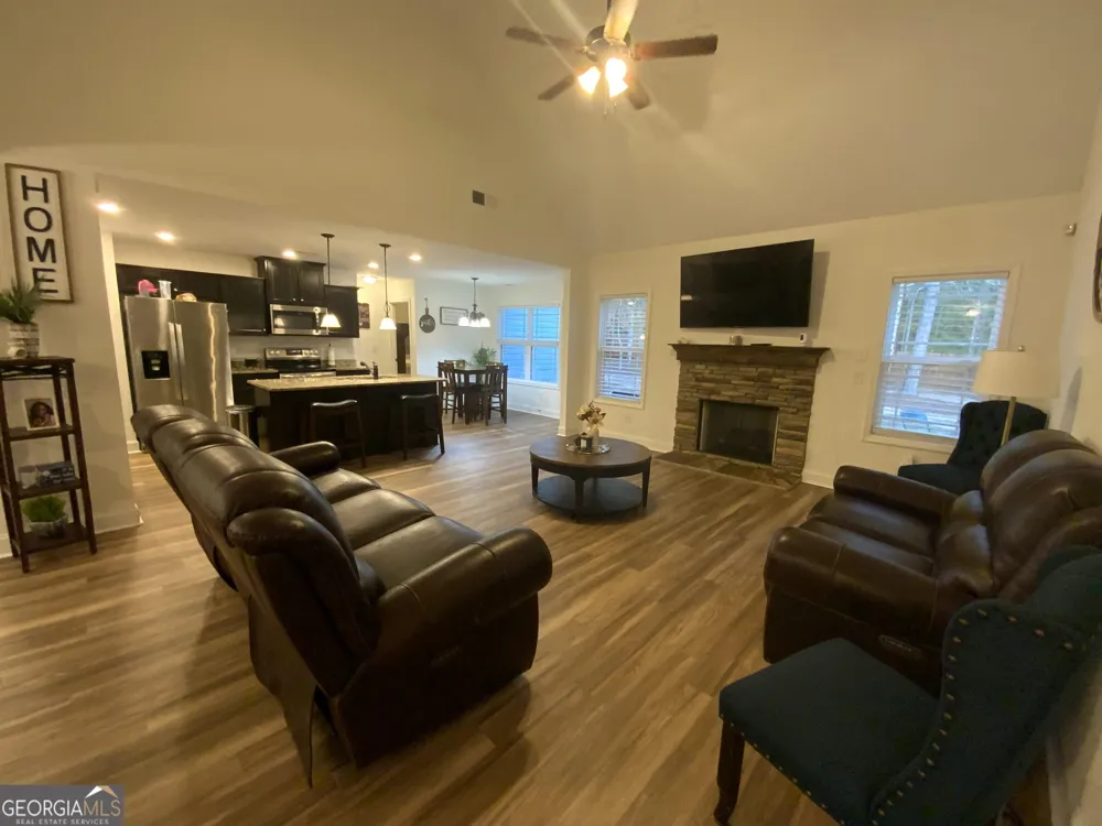 147 Evergreen DR S Barnesville, GA 30204