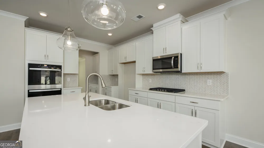1616 Brookstone XING Bogart, GA 30622