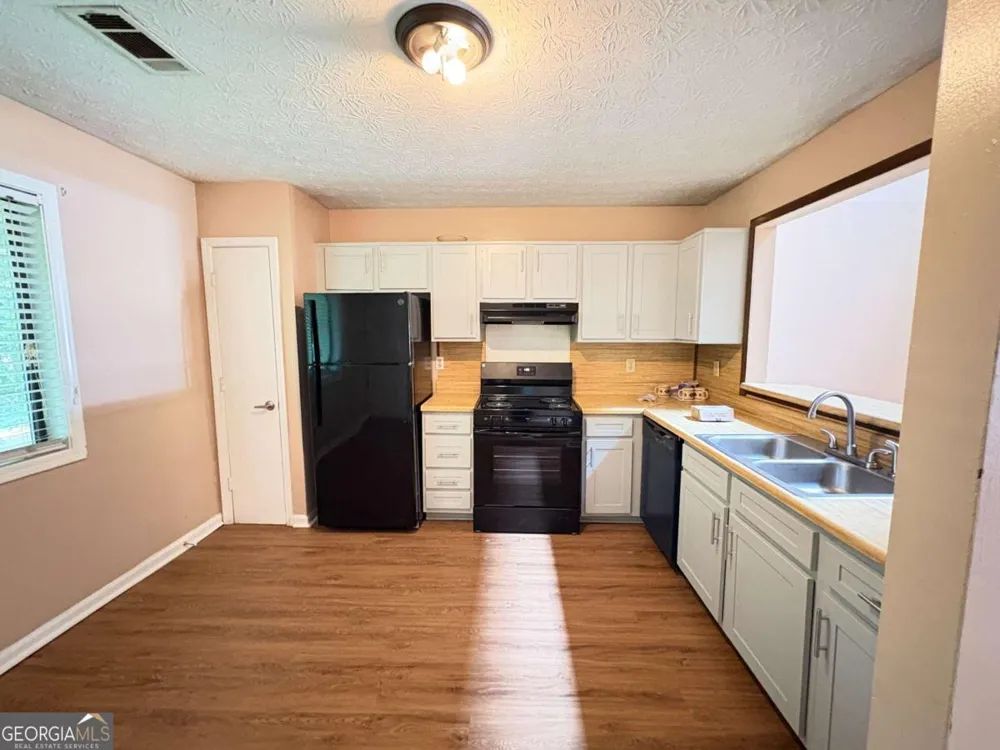 5371 Century TRCE Norcross, GA 30093