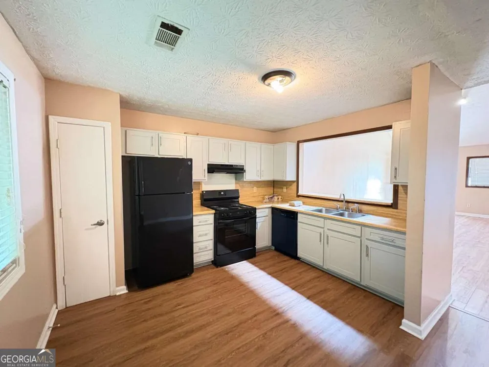 5371 Century TRCE Norcross, GA 30093