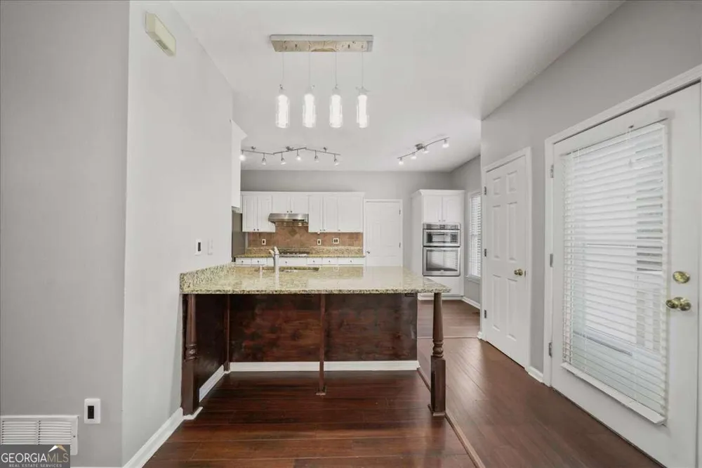 4085 Pineset DR Alpharetta, GA 30022