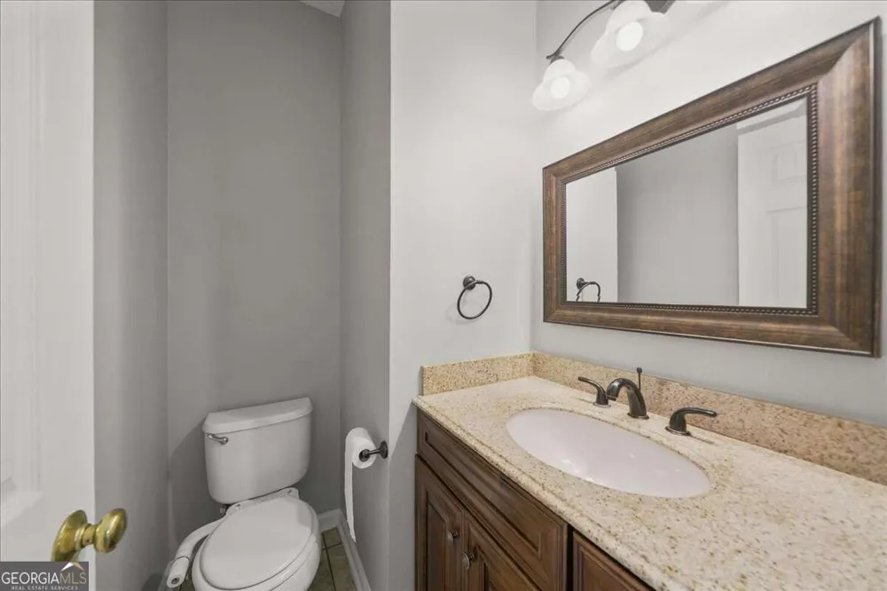 4085 Pineset DR Alpharetta, GA 30022