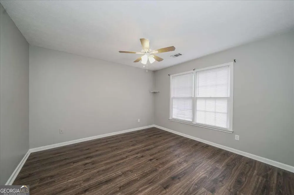 4085 Pineset DR Alpharetta, GA 30022