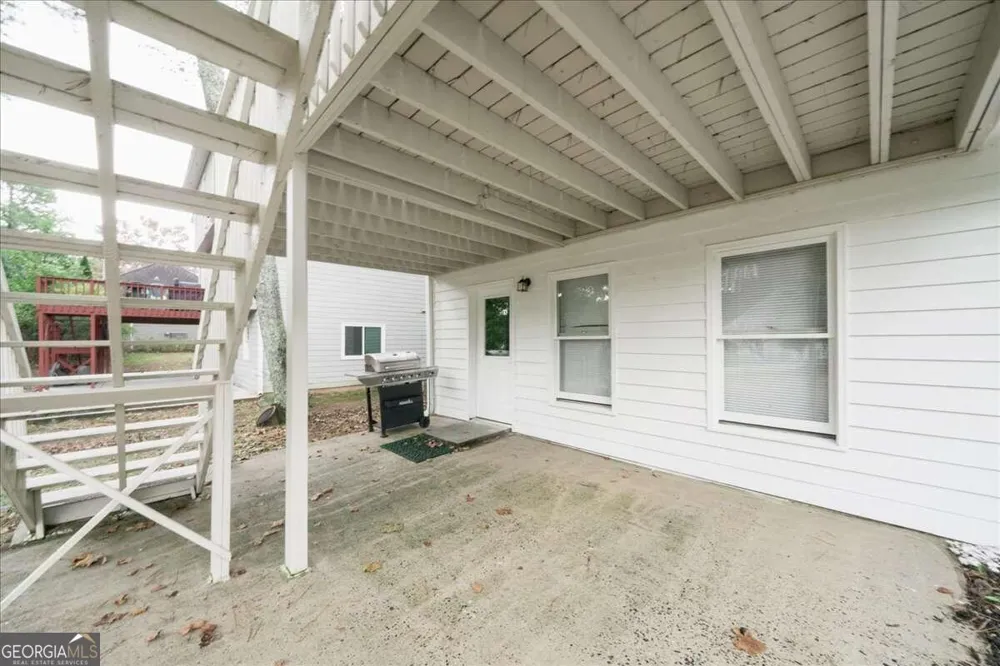 4085 Pineset DR Alpharetta, GA 30022