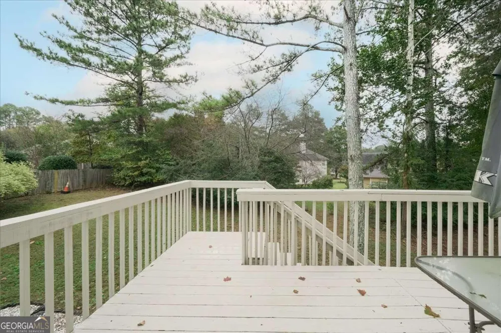 4085 Pineset DR Alpharetta, GA 30022