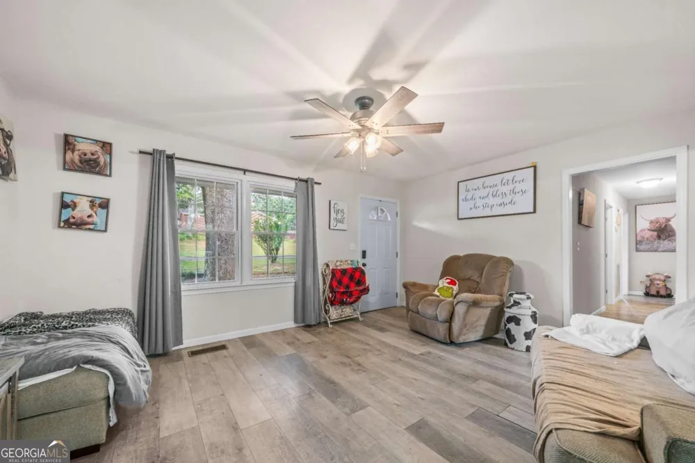 112 Greenbriar DR Cedartown, GA 30125