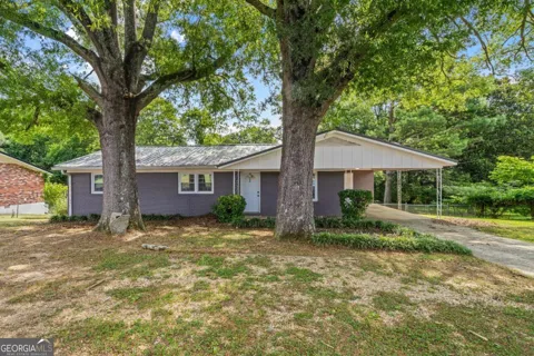 112 Greenbriar DR