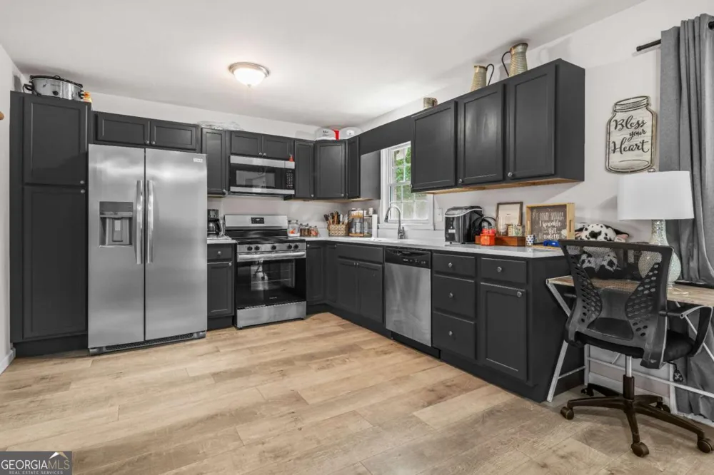112 Greenbriar DR Cedartown, GA 30125