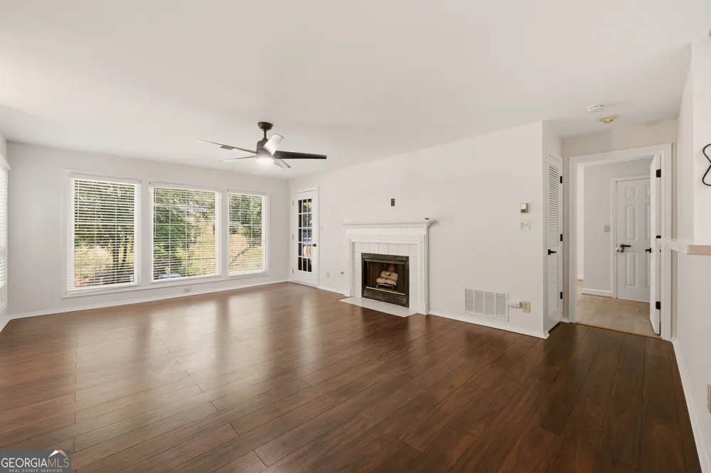 515 Berkeley Woods DR Duluth, GA 30096