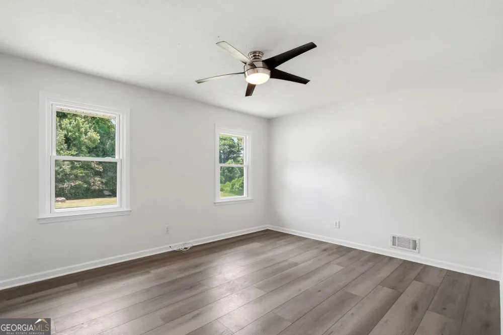 110 Point View CT Tyrone, GA 30290